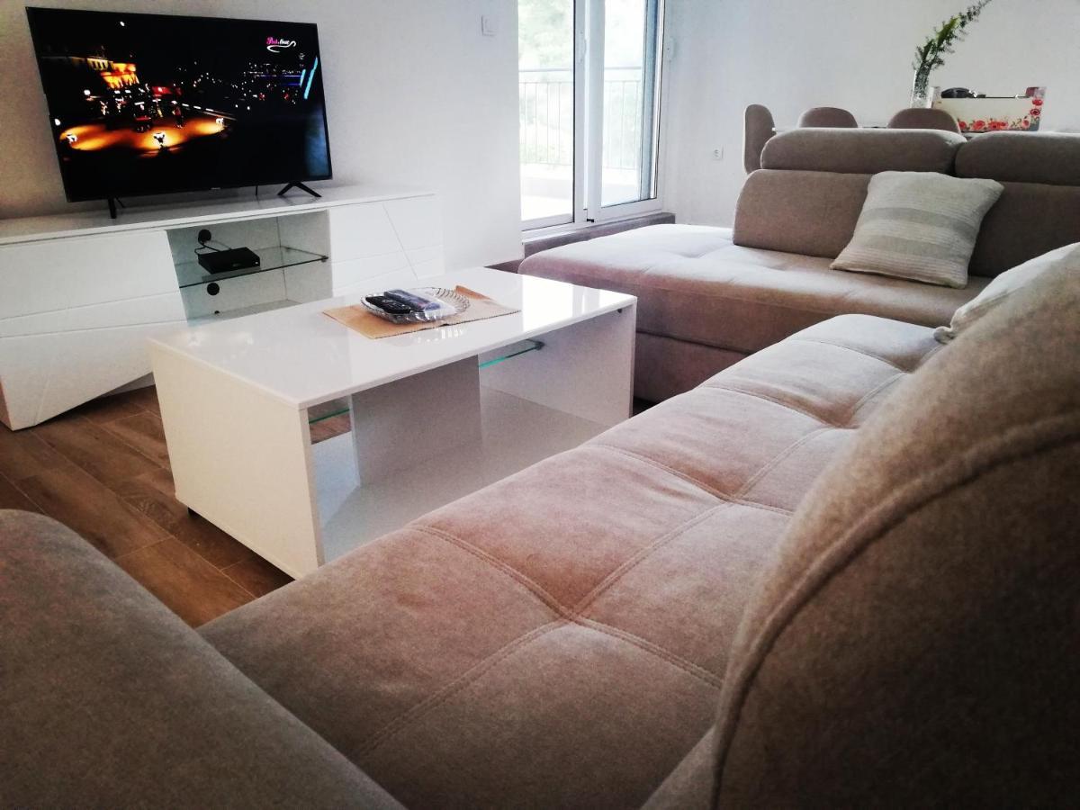 Apartmani Emma Kotor Zewnętrze zdjęcie