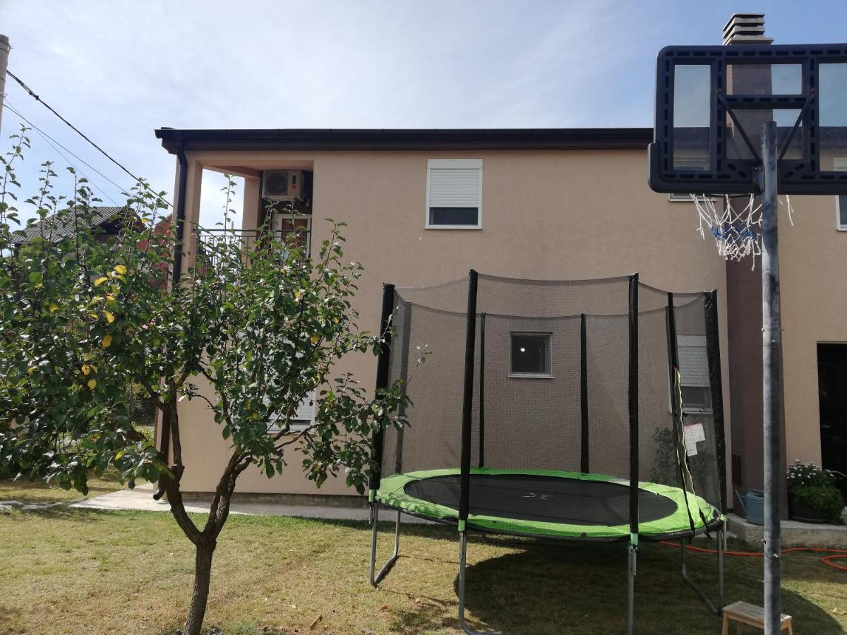 Apartmani Emma Kotor Zewnętrze zdjęcie