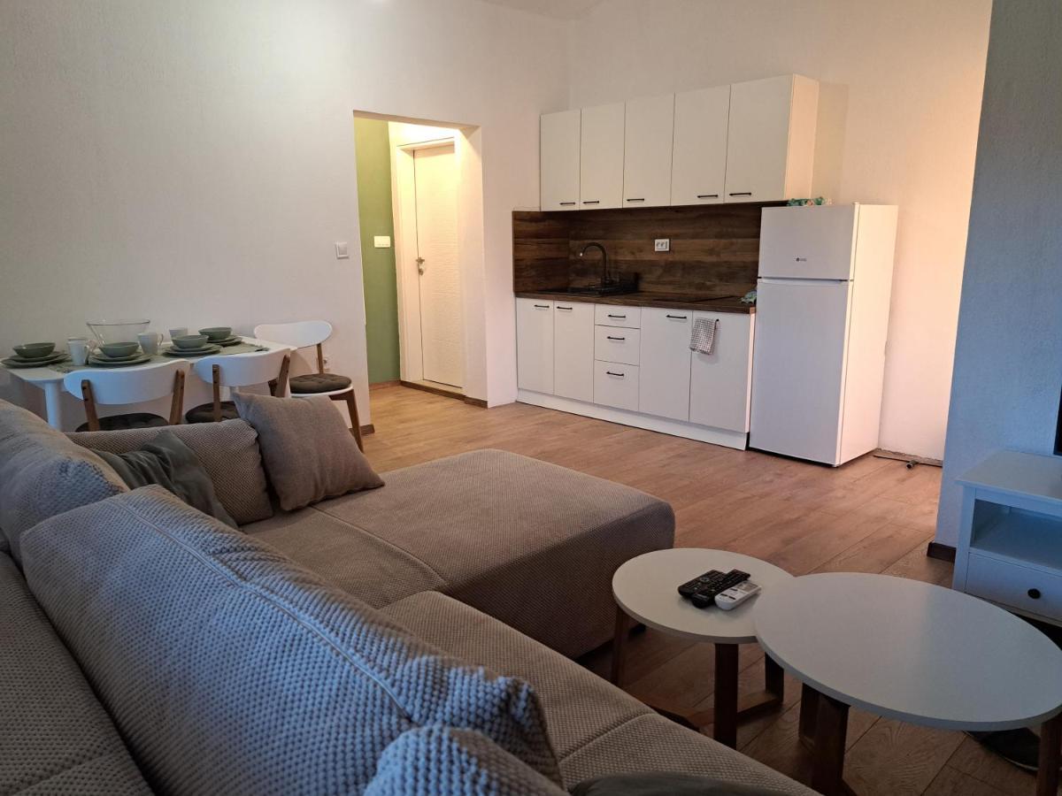 Apartmani Emma Kotor Zewnętrze zdjęcie